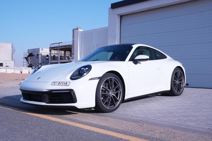 main_image of Porsche 911 Carrera