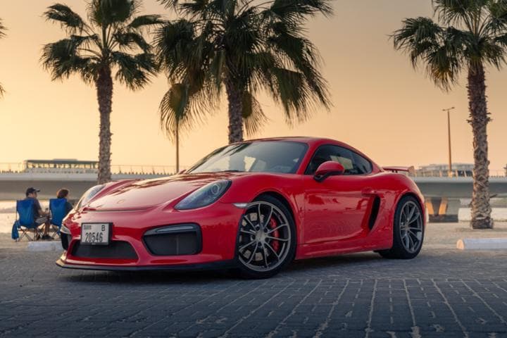 main_image of Porsche Cayman GT4 (Manual)