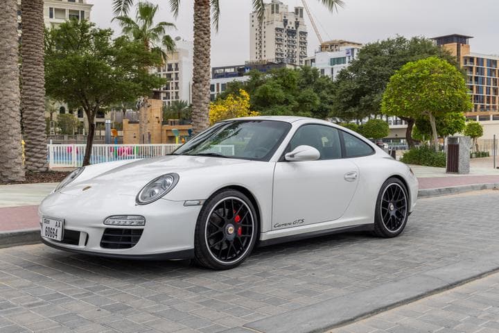 main_image of Porsche 911 Carrera GTS (997.2)